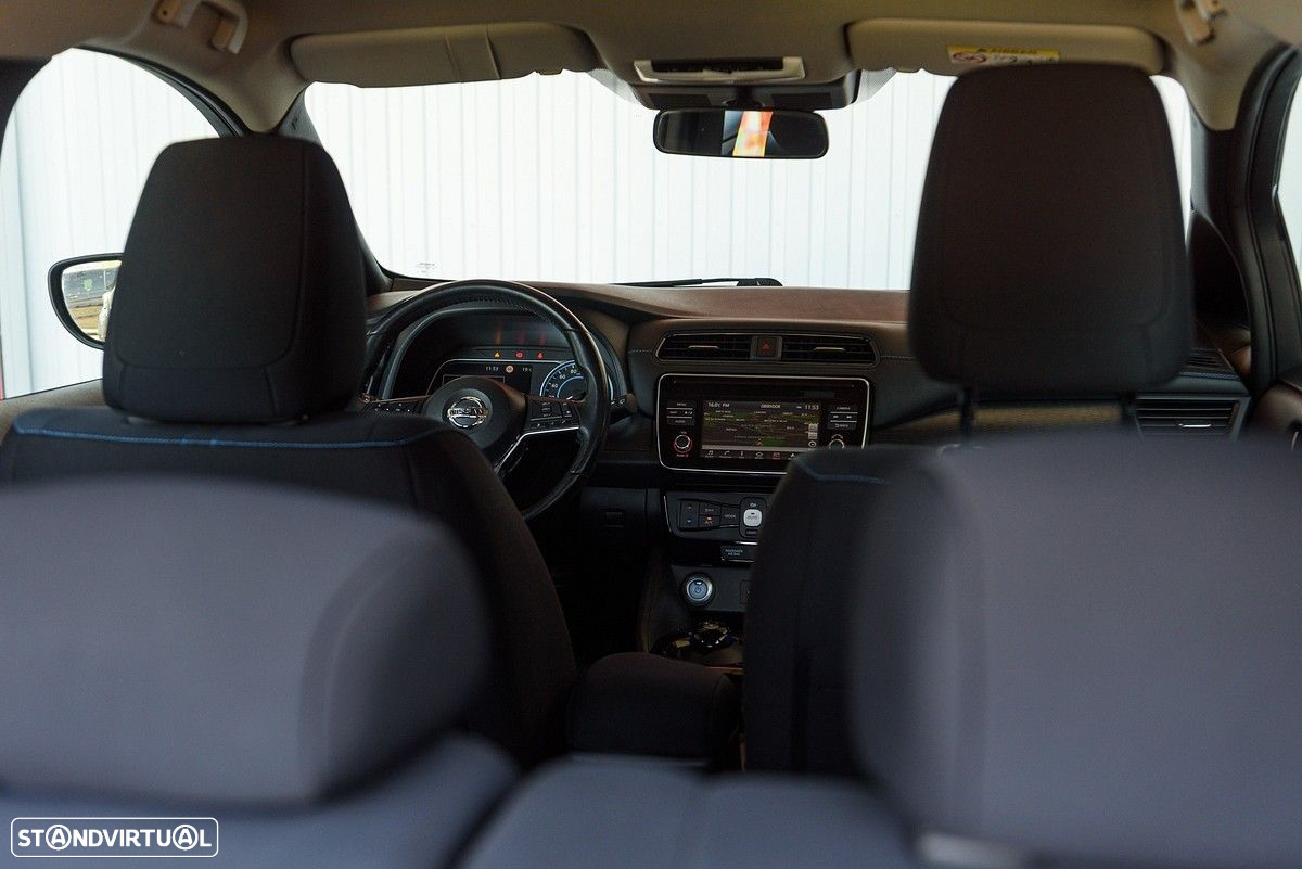 Nissan Leaf Acenta - 23