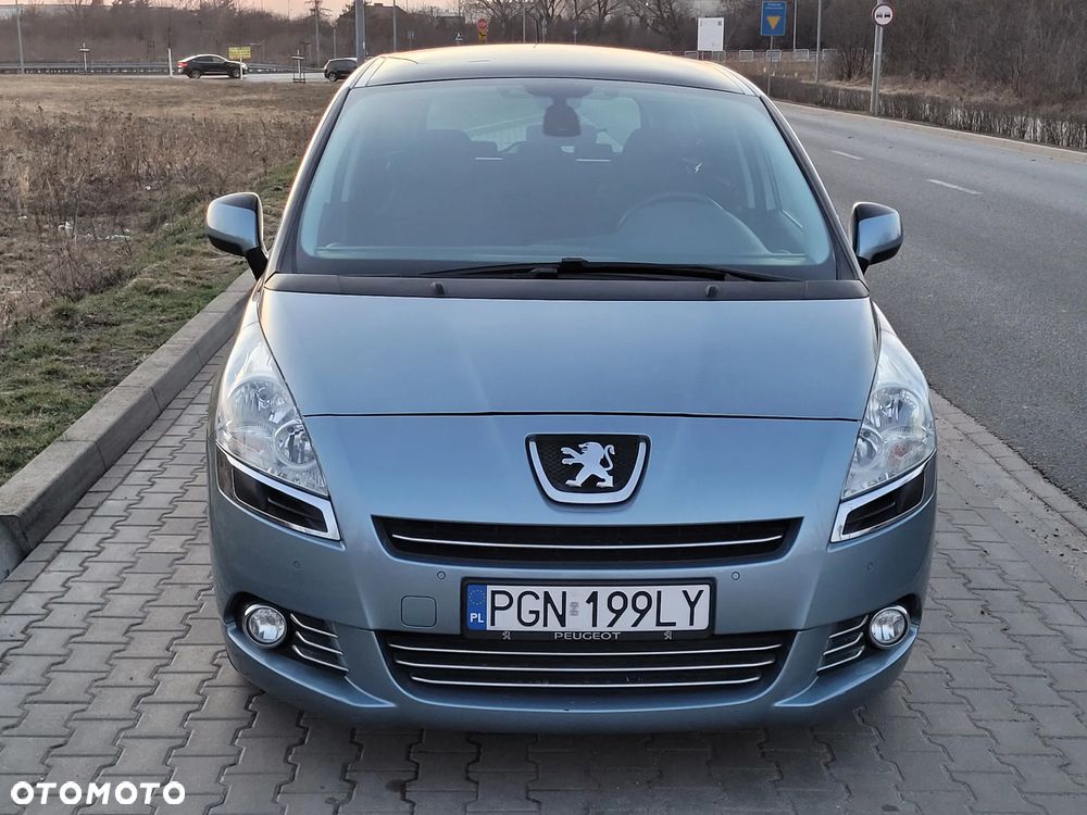 Peugeot 5008 HDI FAP 150 Family Plus - 7