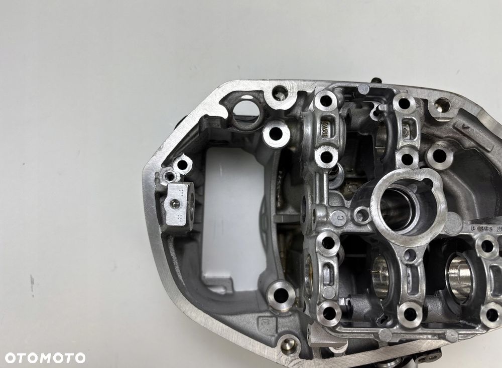 Prawa głowica BMW R1250 GS K50 K51 2019+ Oryginał - 3
