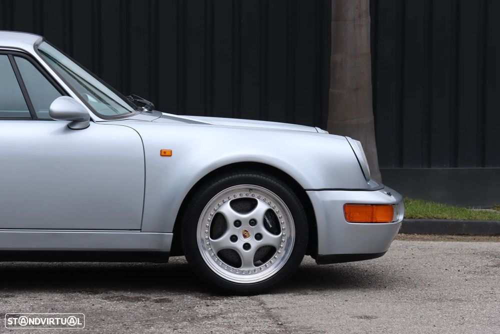 Porsche 911 (964) Coupé 3.3 Turbo II - 27