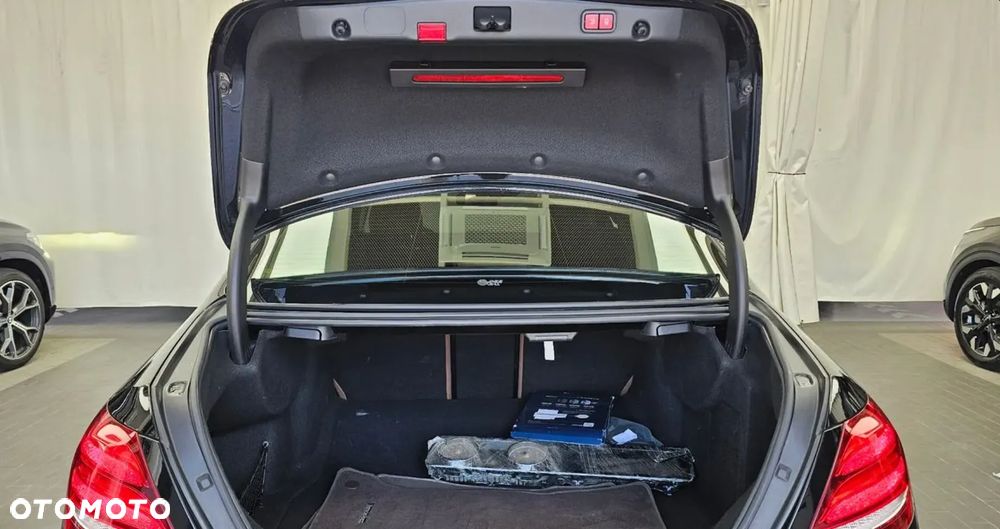 Mercedes-Benz Klasa E 220 d 9G-TRONIC Exclusive - 17