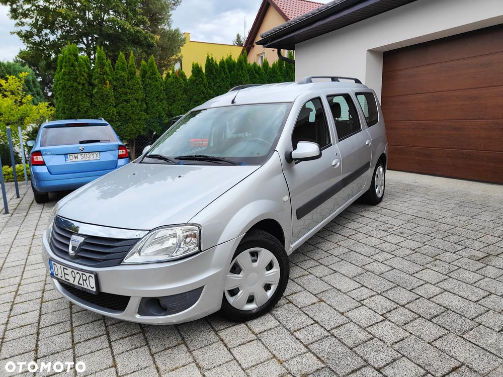 Dacia Logan 1.6 16V Laureate - 22