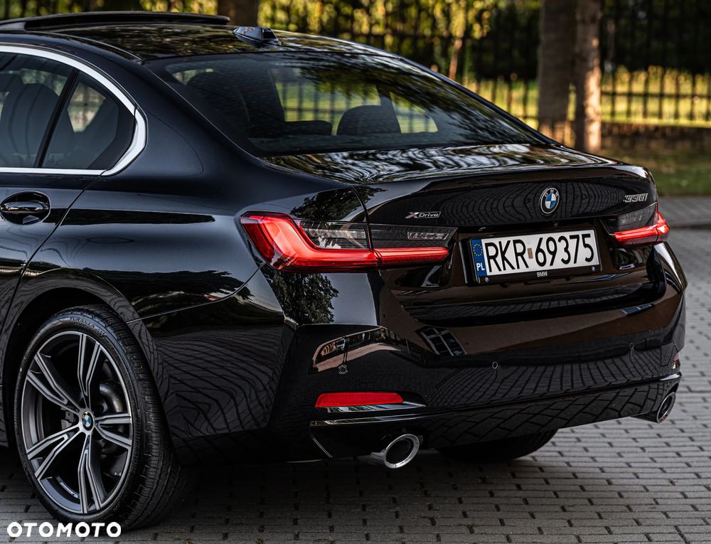 BMW Seria 3 330i xDrive M Sport - 27