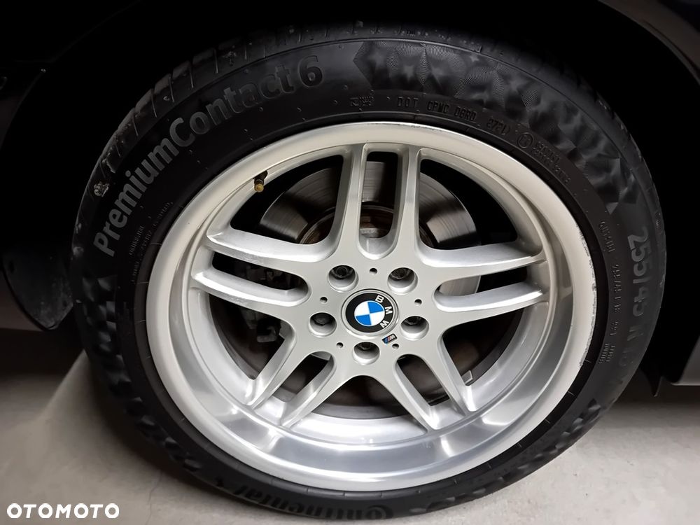 BMW Seria 7 735i L - 38