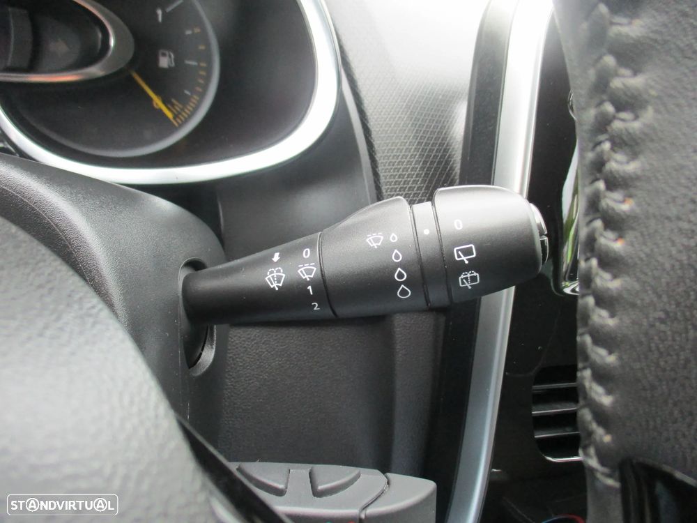 Renault Clio 0.9 TCe Limited - 16