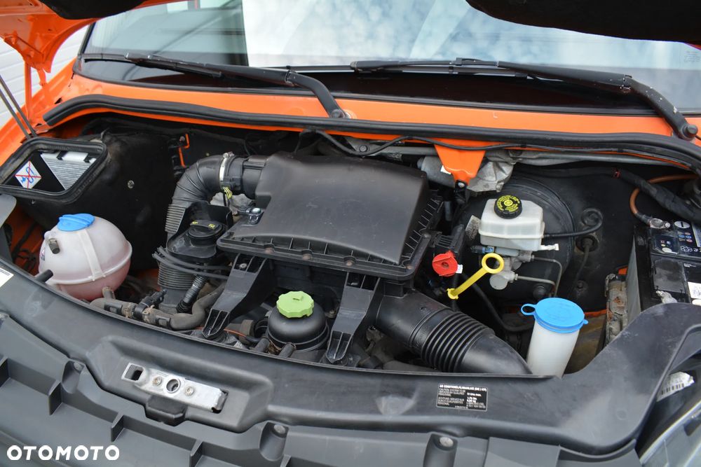 Volkswagen CRAFTER 35 2.0TDI - 30