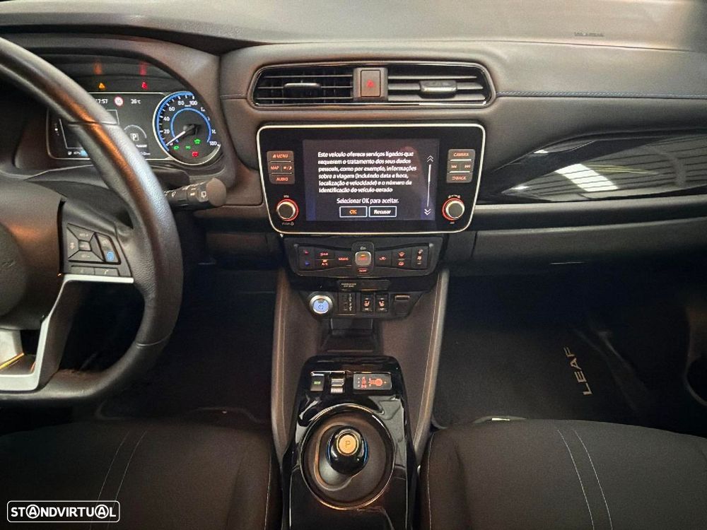 Nissan Leaf N-Connecta - 10
