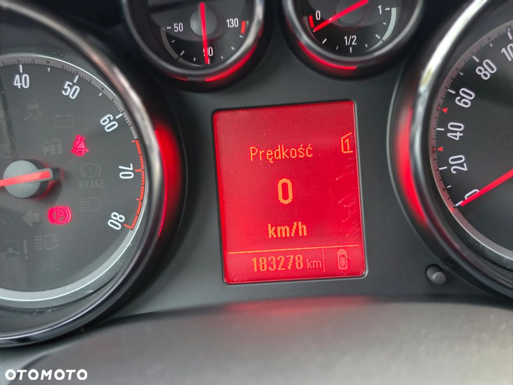 Opel Astra 1.4 Turbo 150 Jahre - 6