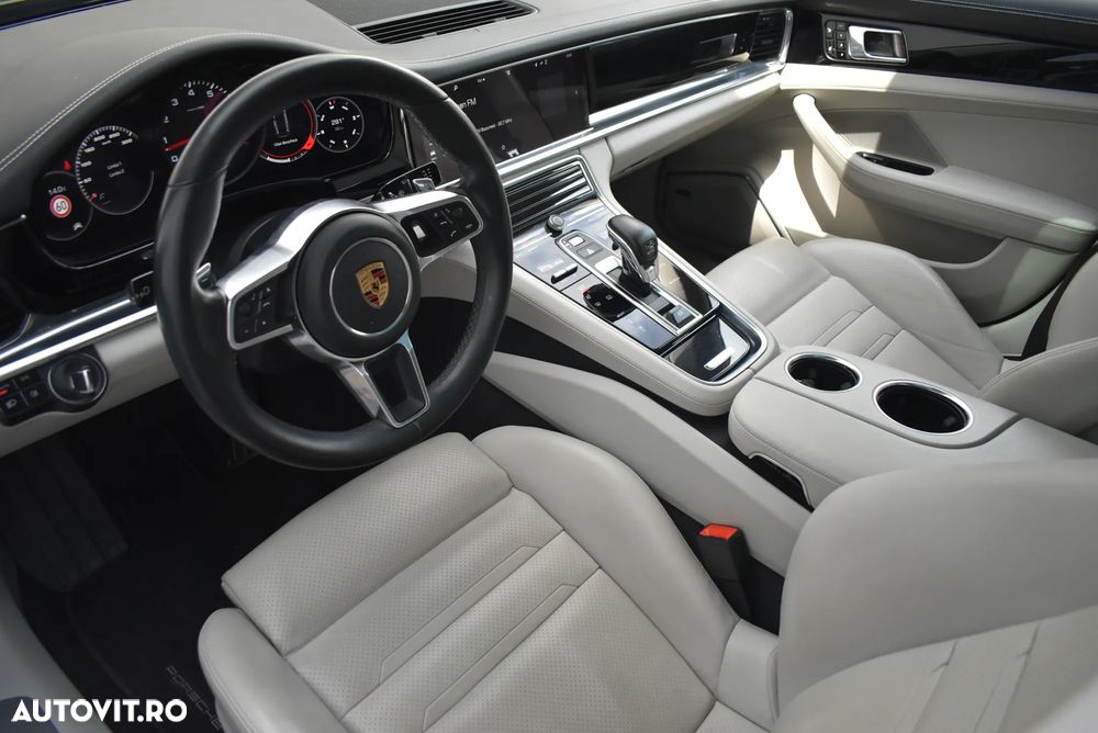 Porsche Panamera - 7