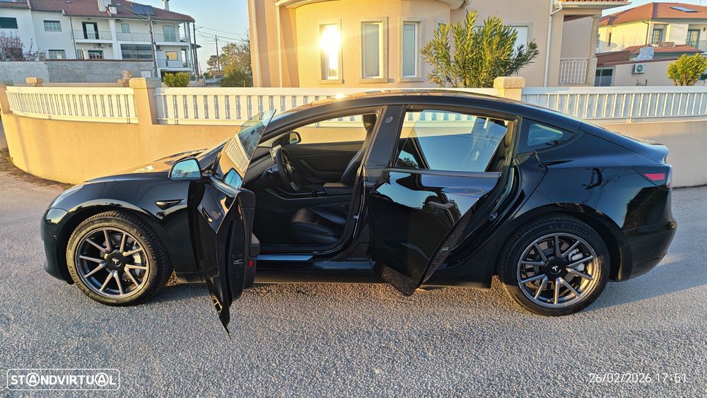 Tesla Model 3 Long-Range Dual Motor AWD - 1