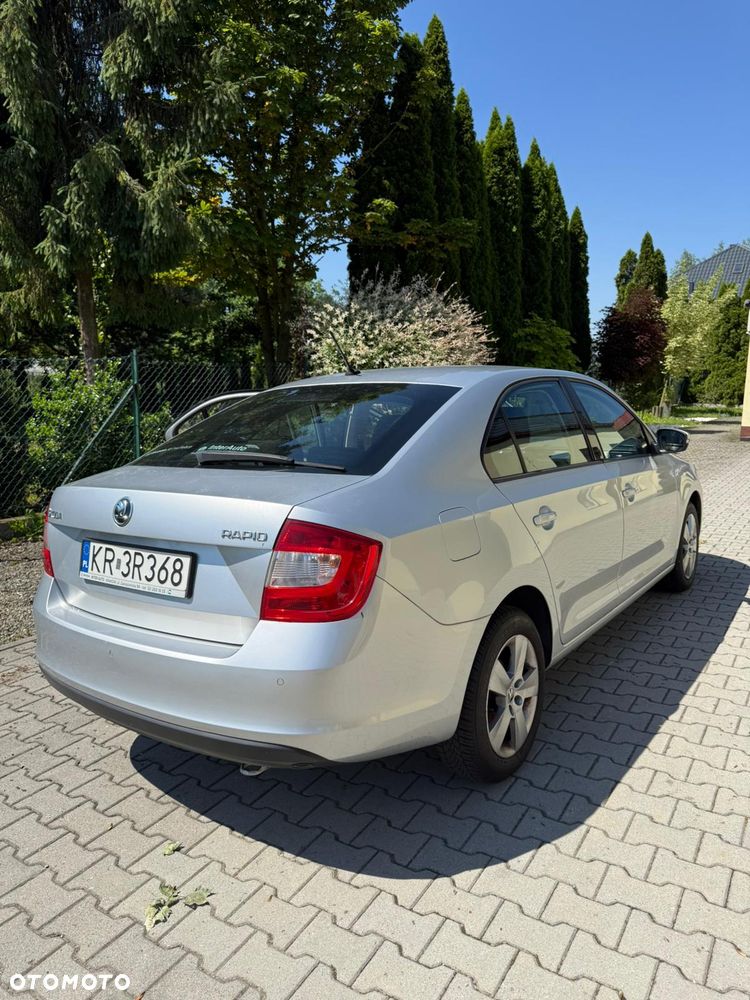 Skoda RAPID 1.2 TSI Ambition - 6
