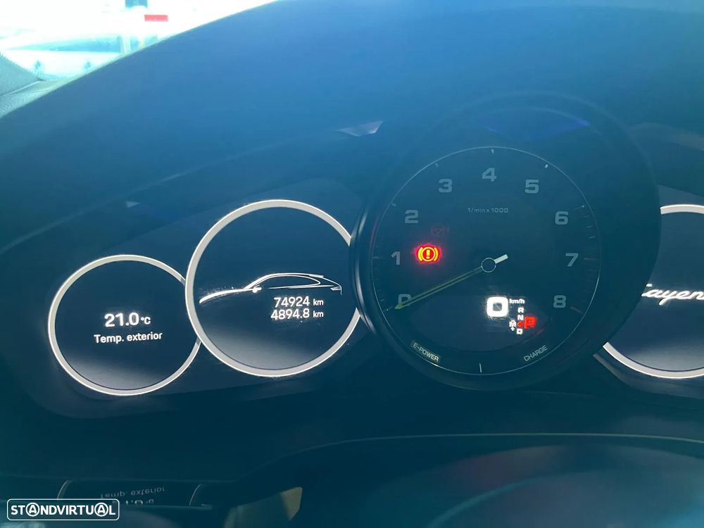 Porsche Cayenne E-Hybrid - 22