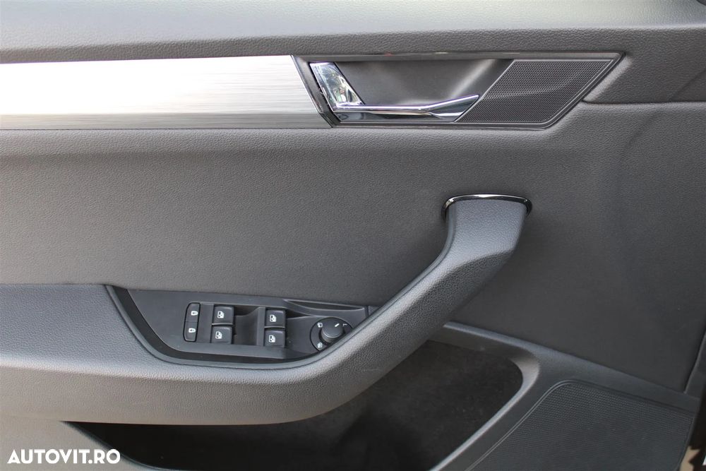 Skoda Superb Combi 1.5 TSI ACT DSG Ambition - 9