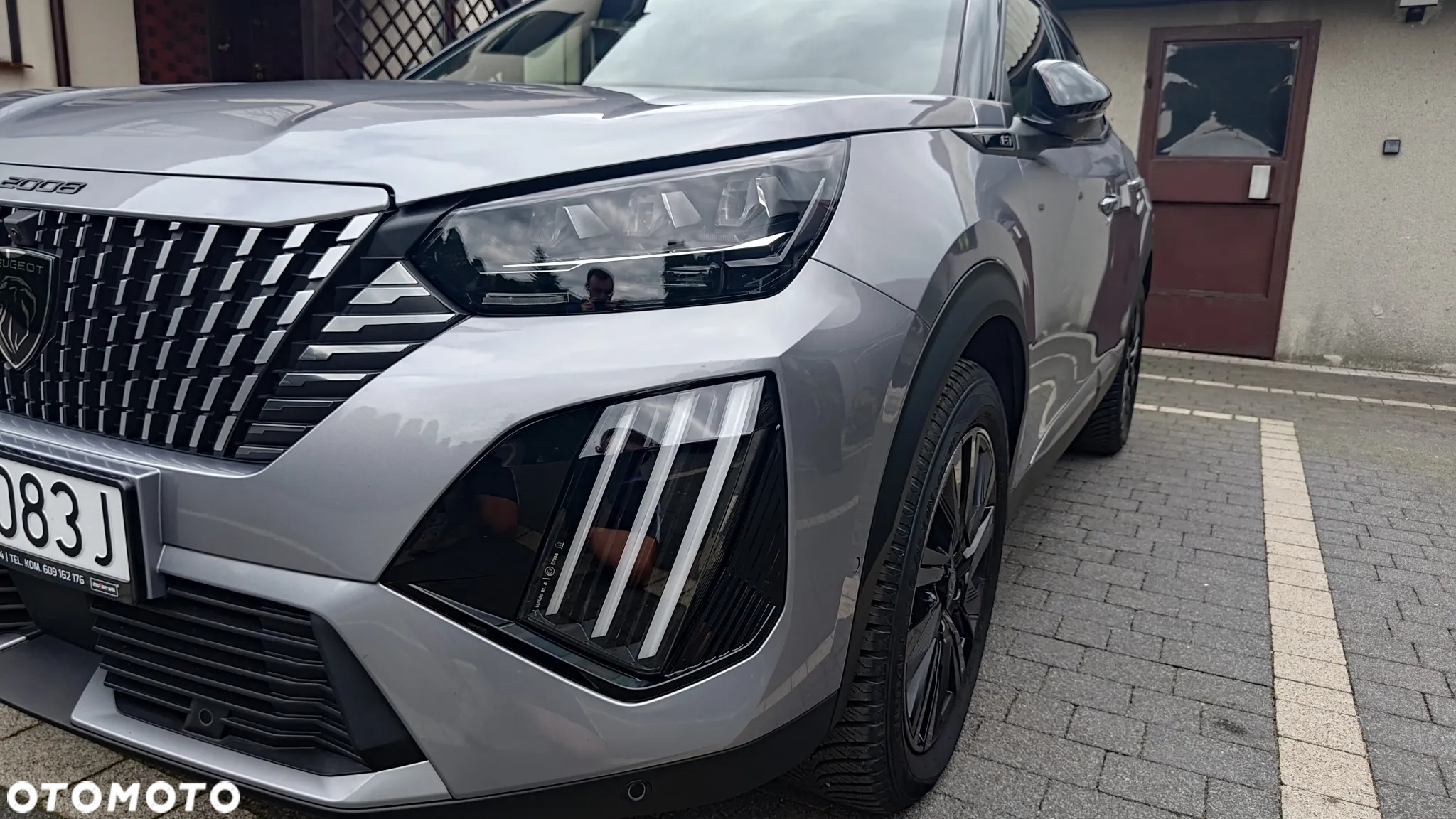 Peugeot 2008 PureTech 130 EAT8 GT - 17