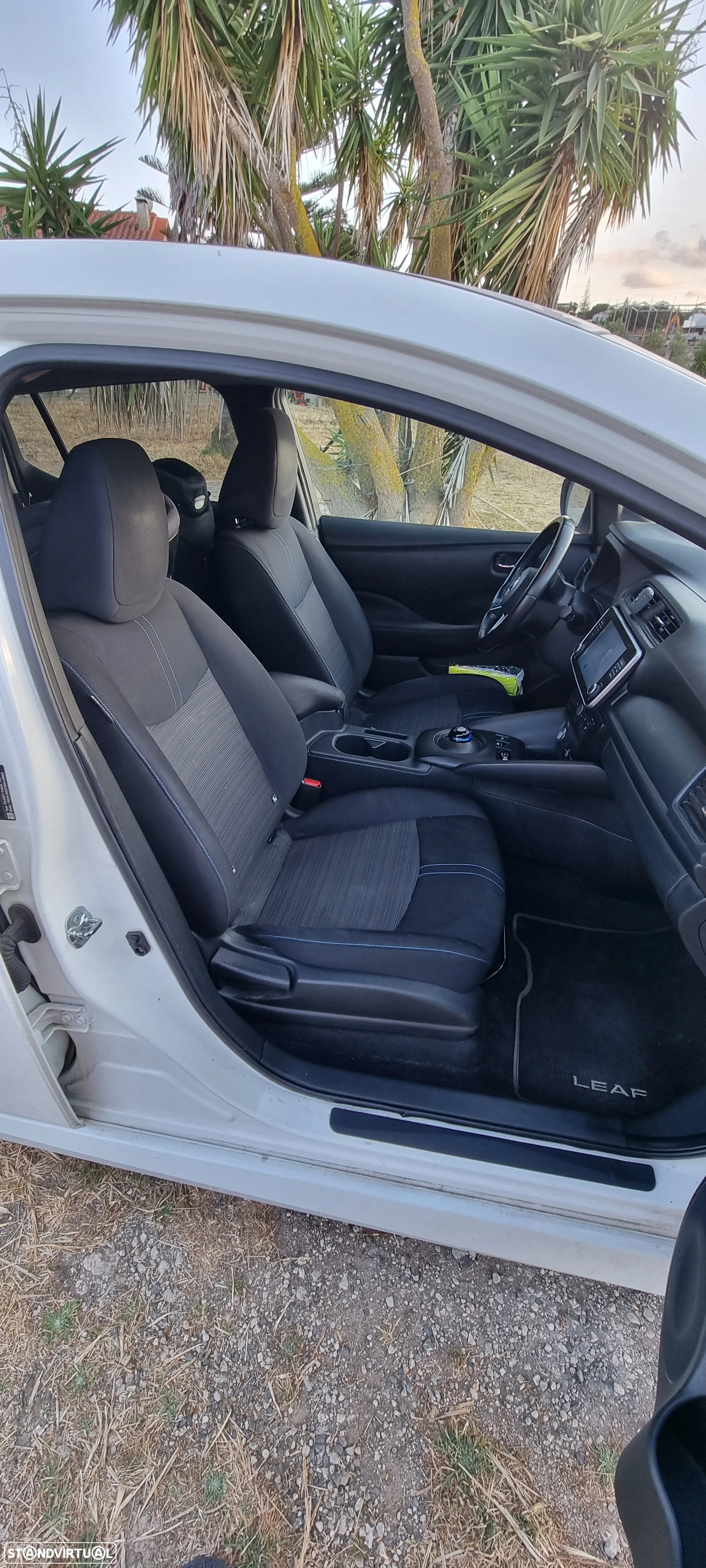 Nissan Leaf 40 kWh N-Connecta - 6
