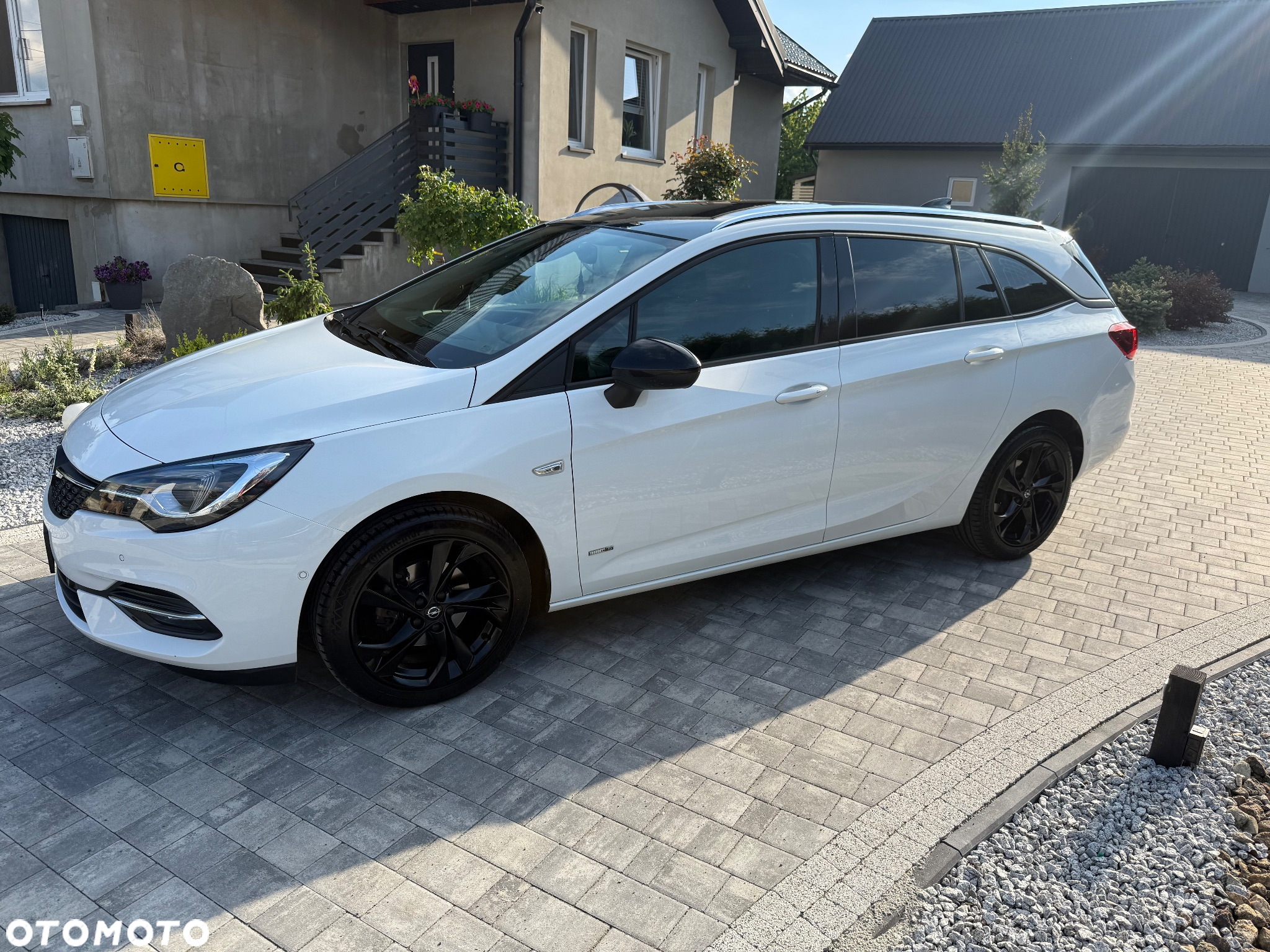 Opel Astra 1.5 D Start/Stop Automatik Design&Tech - 4