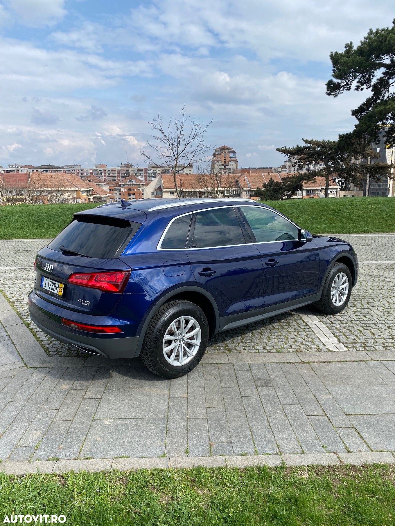 Audi Q5 2.0 40 TDI quattro S tronic Design - 30