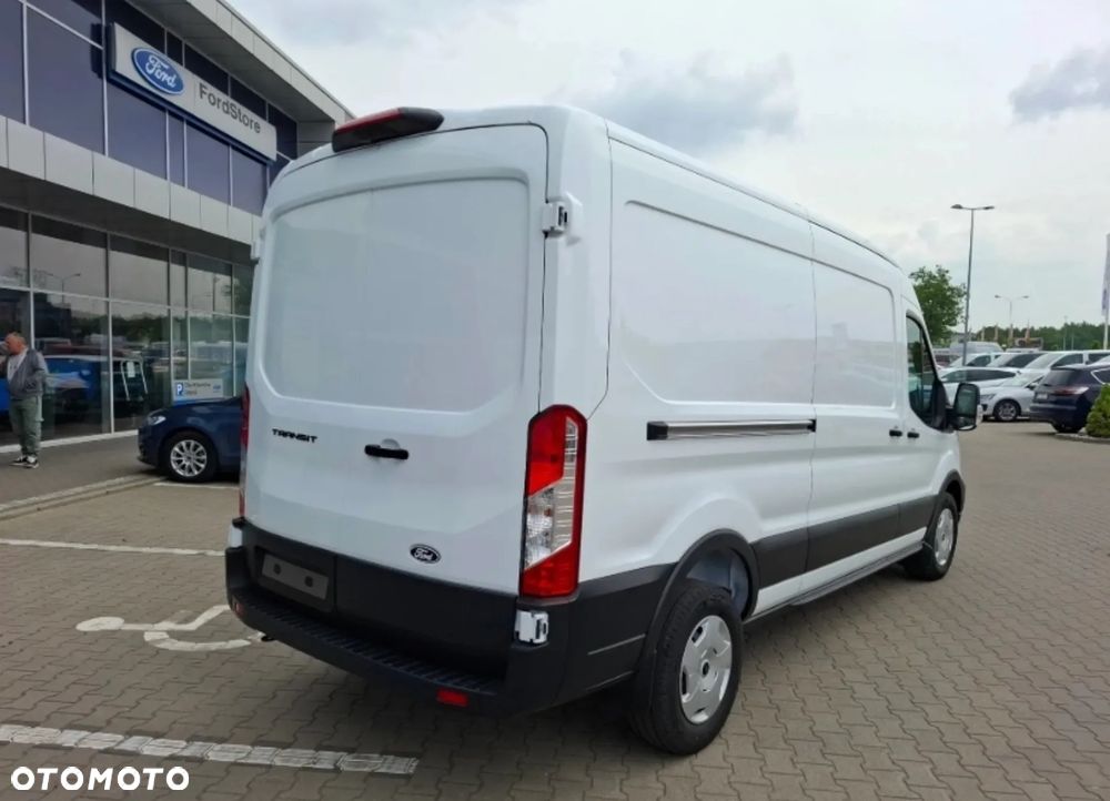 Ford Transit - 10