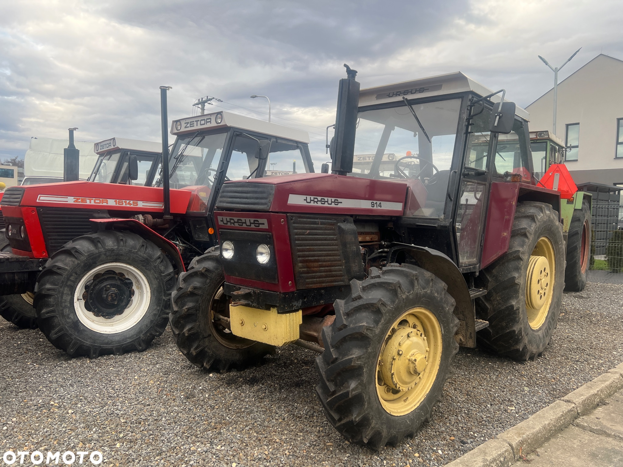 Ursus C360 - 17
