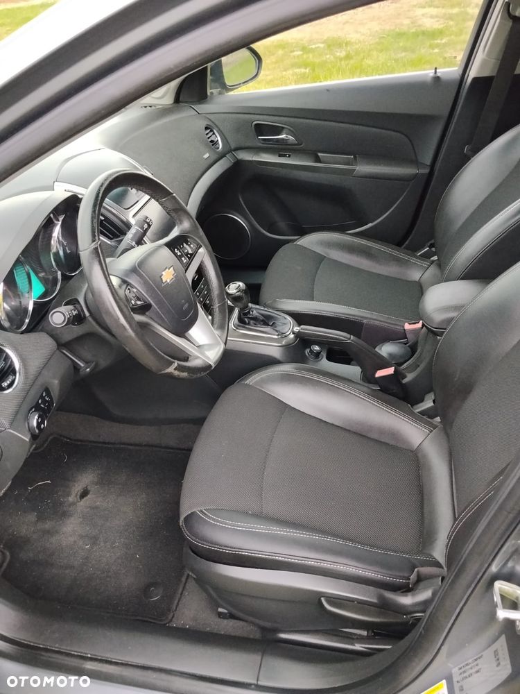 Chevrolet Inny - 6