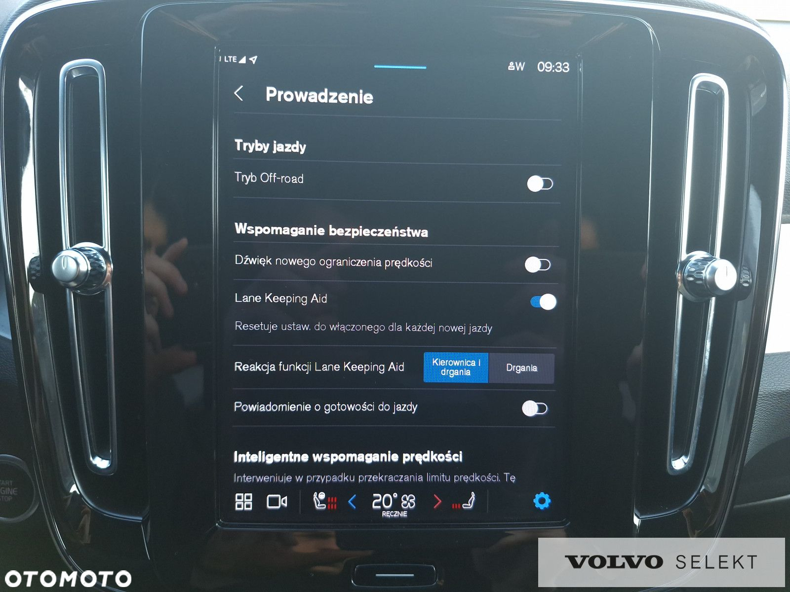 Volvo XC 40 - 25
