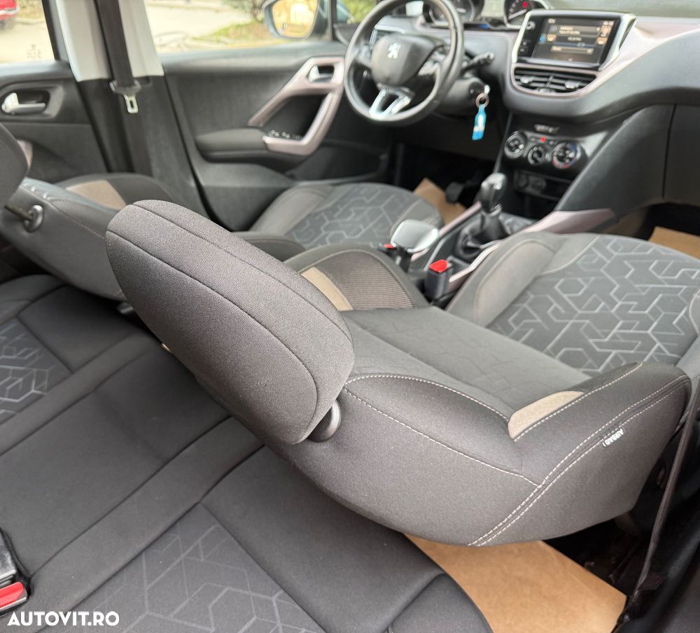 Peugeot 2008 e-HDi FAP 115 STOP & START Allure - 22