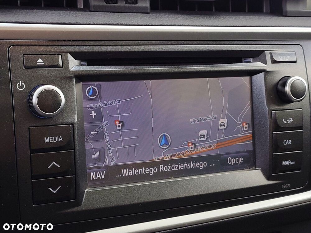 Toyota Auris Hybrid 135 Premium - 23