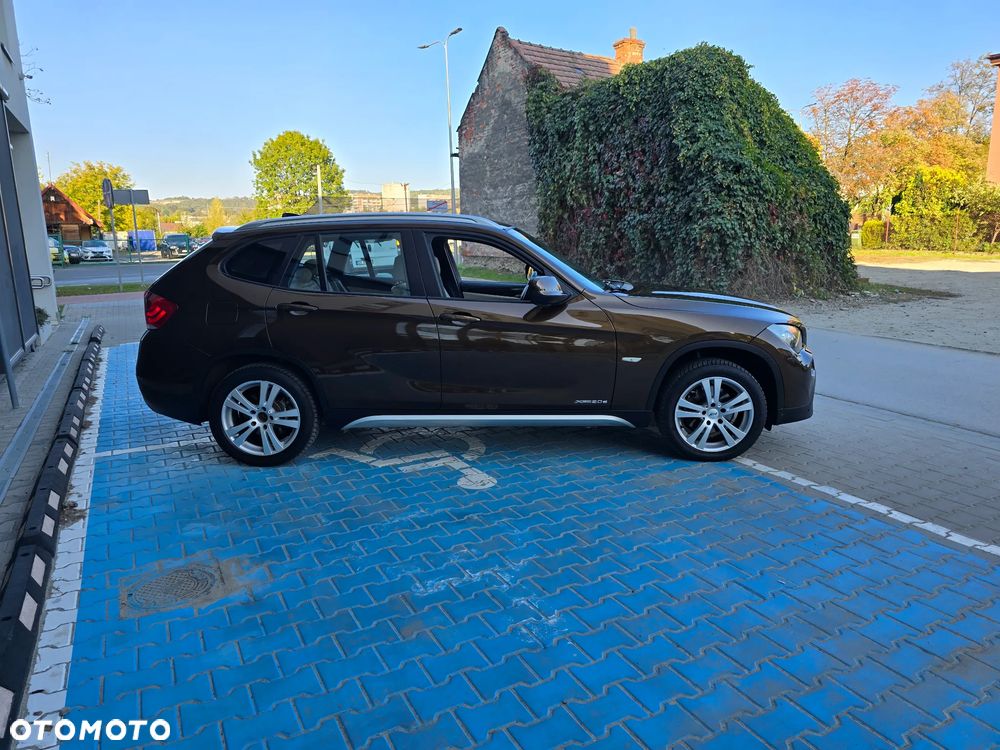 BMW X1 xDrive20d - 16