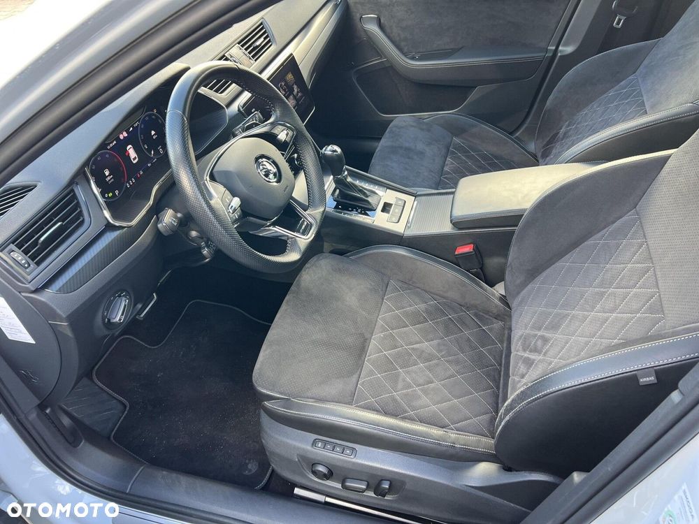 Skoda Superb 2.0 TDI SCR 4x4 Sportline DSG - 18