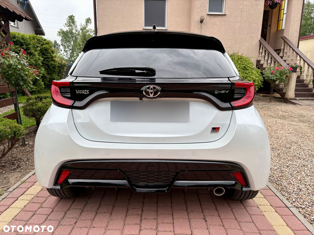 Toyota Yaris Hybrid 1.5 GR Sport - 13
