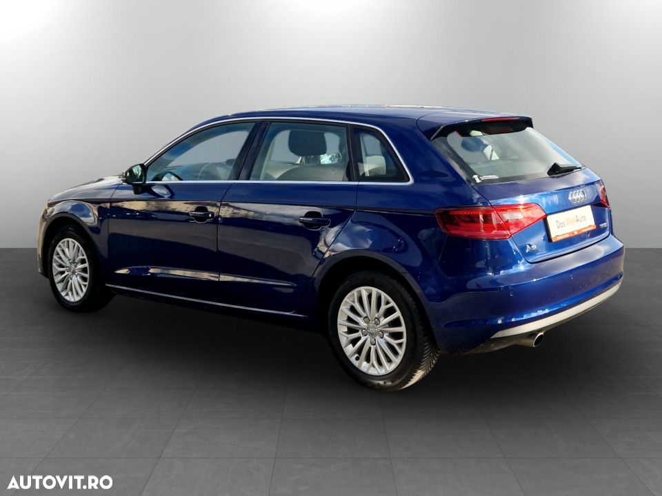 Audi A3 Sportback 1.2 TFSI Stronic Ambiente - 3