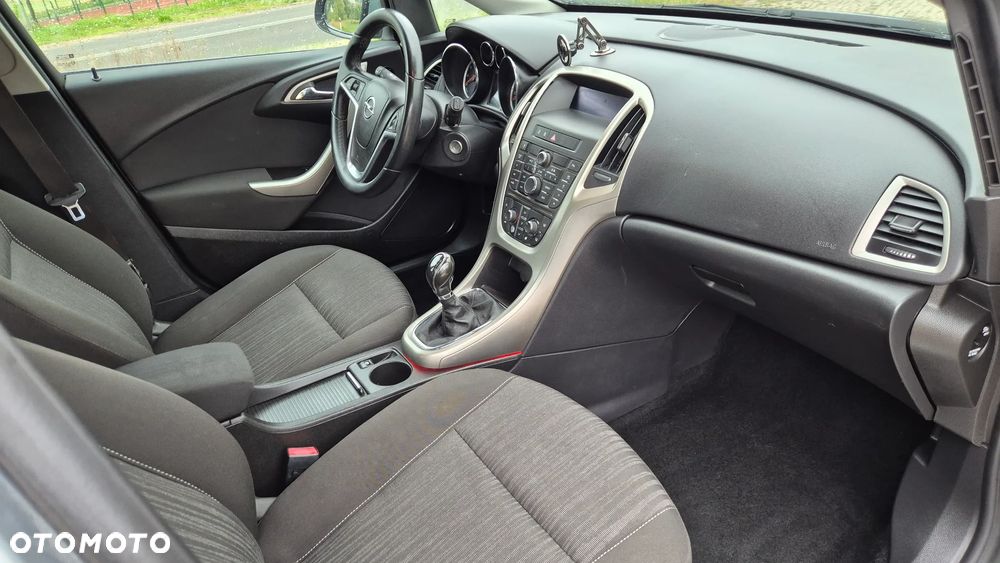 Opel Astra 1.4 Turbo Design Edition - 8