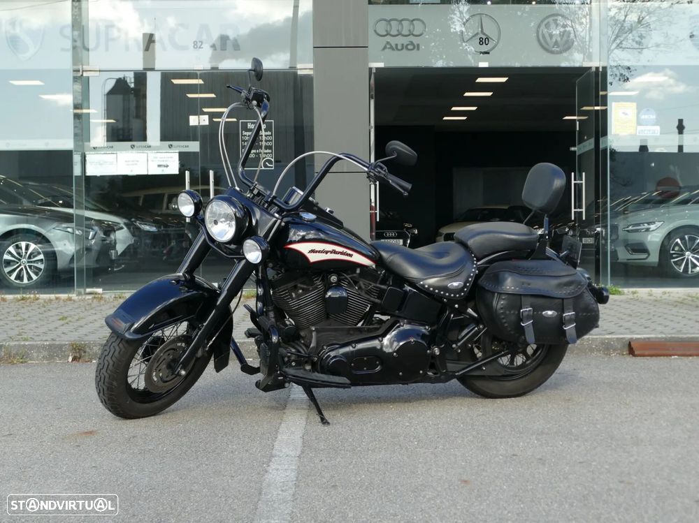 Harley-Davidson FLST - 26