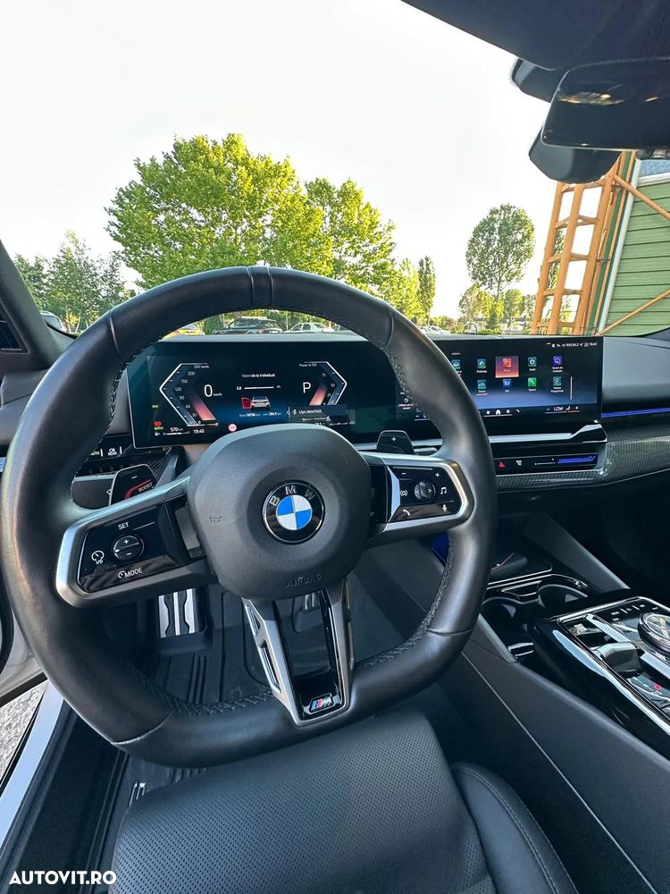 BMW Seria 5 520i AT MHEV - 28