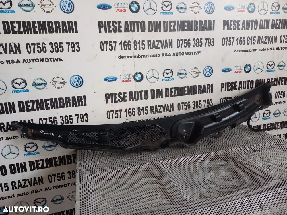 Grila Stergatoare Mercedes C Class W204 Volan Stanga Europa An 2007-2008-2009-2010-2011-2012-2013-2 - 3
