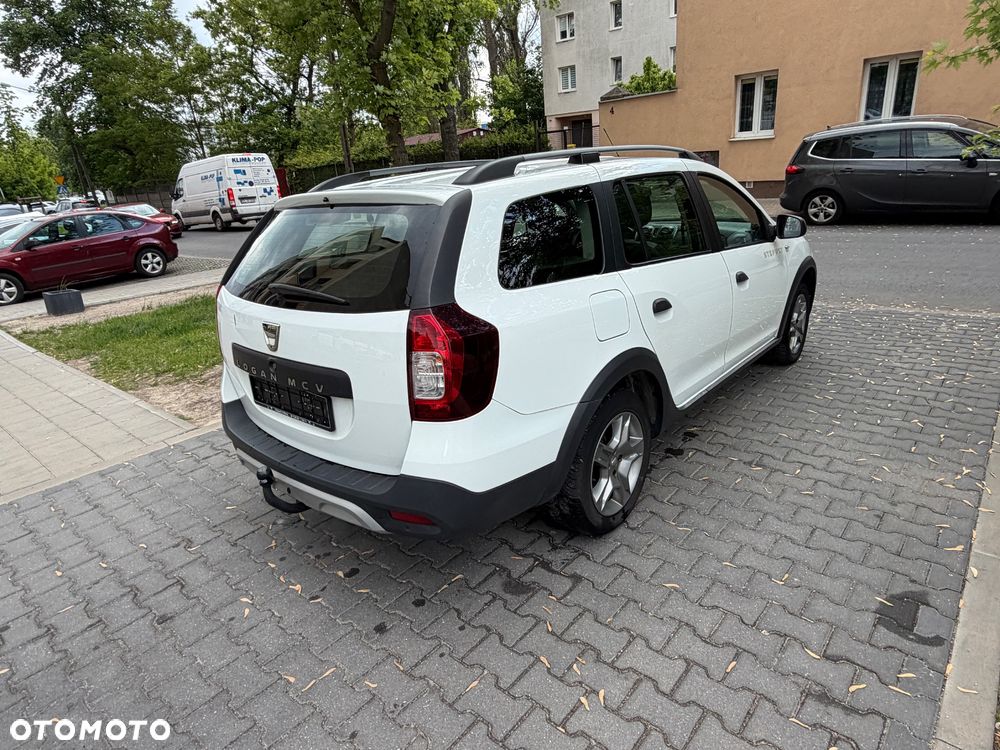 Dacia Logan 0.9 TCe Stepway S&S - 8