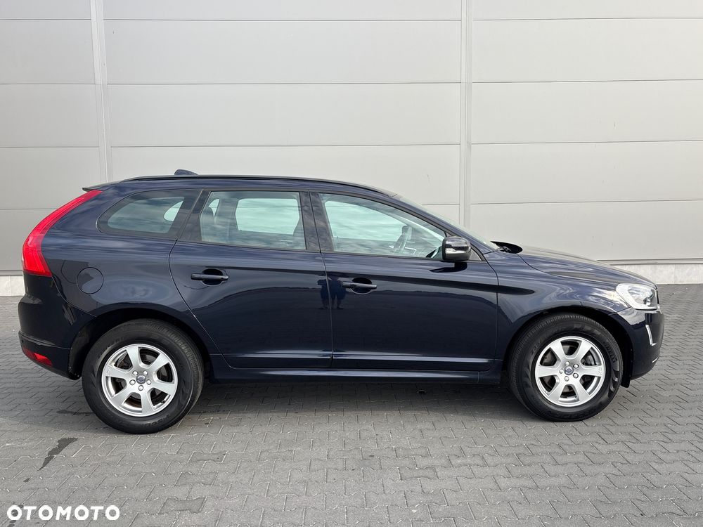 Volvo XC 60 D3 Geartronic Momentum - 17