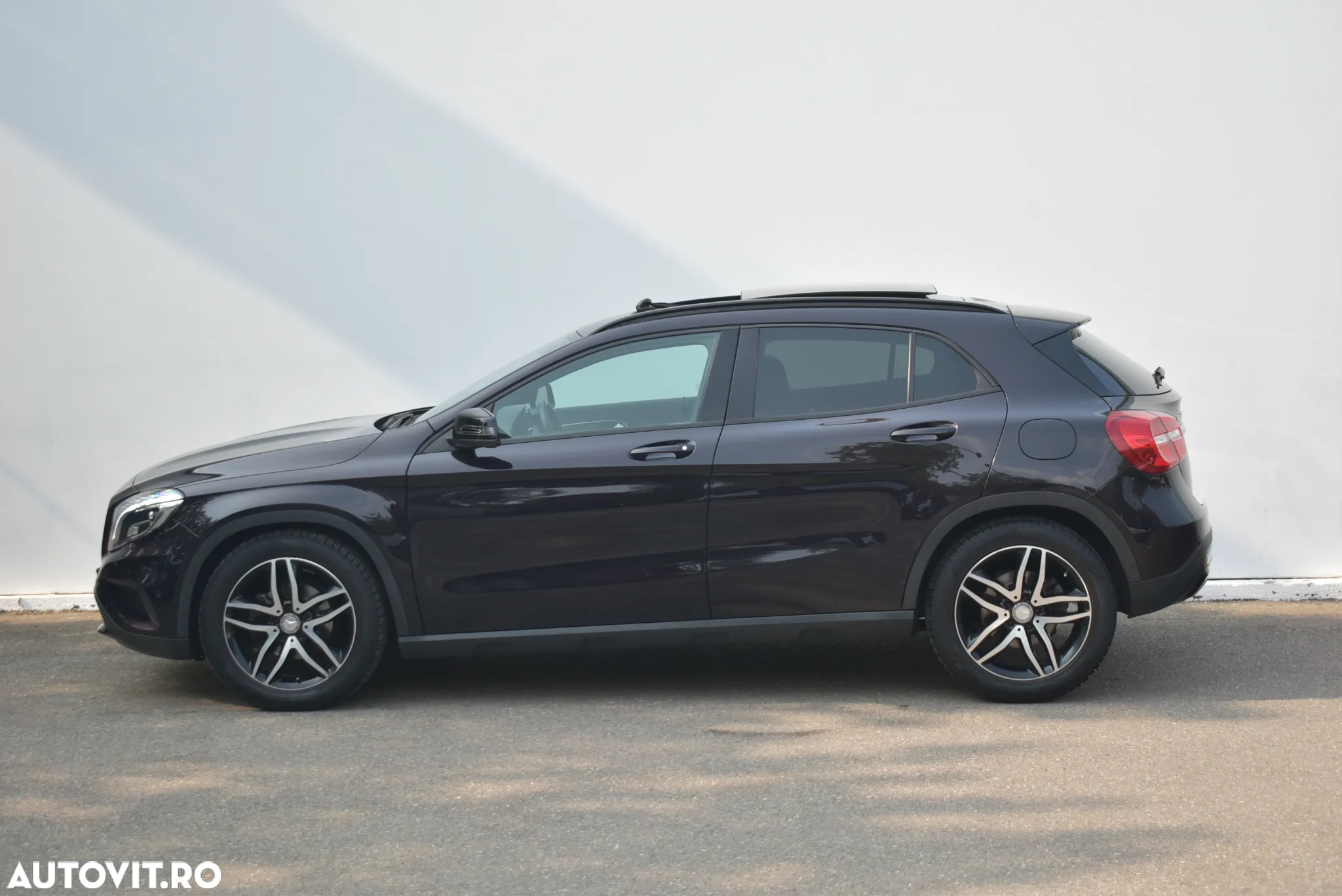 Mercedes-Benz GLA 220 d 4MATIC Aut. - 9
