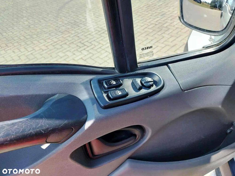 Iveco DAILY 35C15 3.0 D - 14
