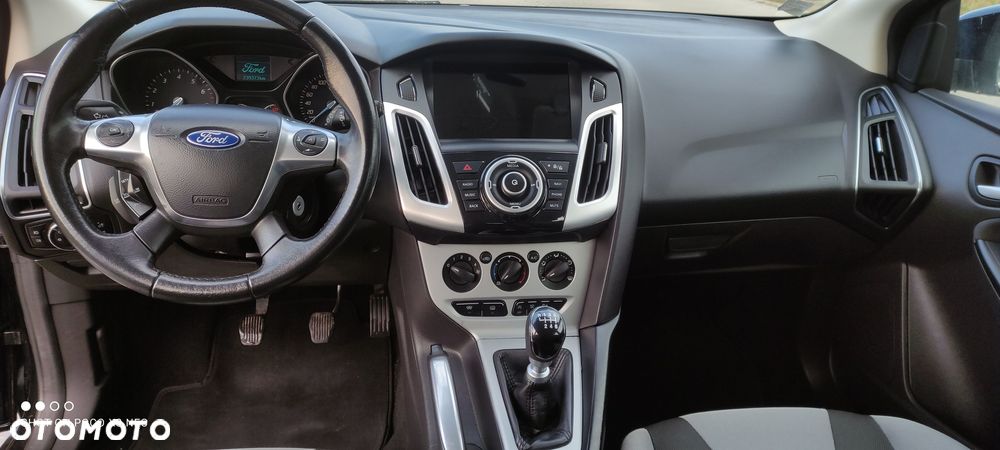 Ford Focus 1.6 EcoBoost Titanium - 15