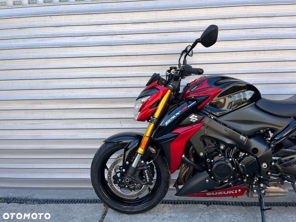 Suzuki GSX 1000 - 6