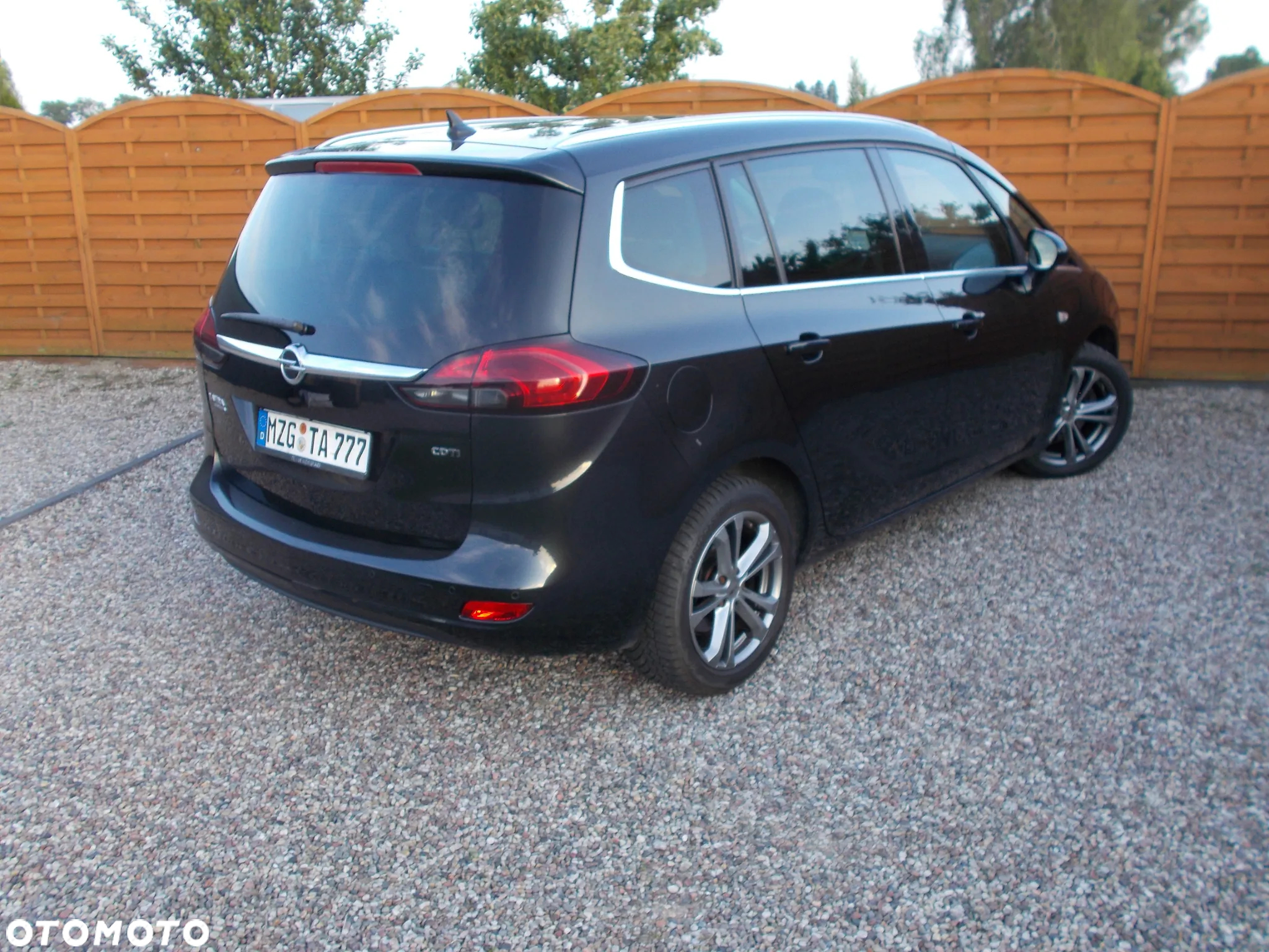 Opel Zafira 2.0 CDTI Cosmo - 3