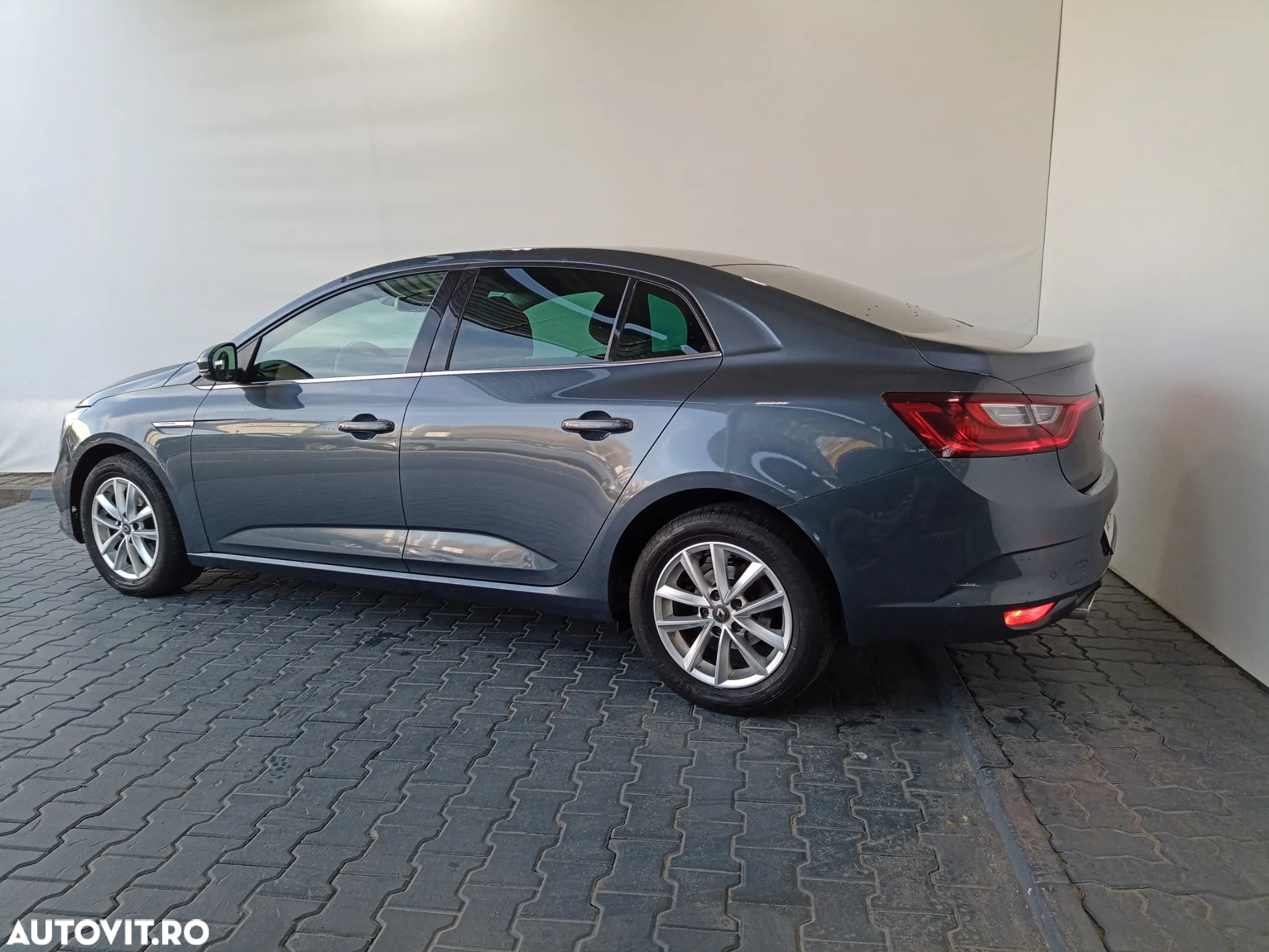 Renault Megane TCe 140 EDC GPF Zen - 3