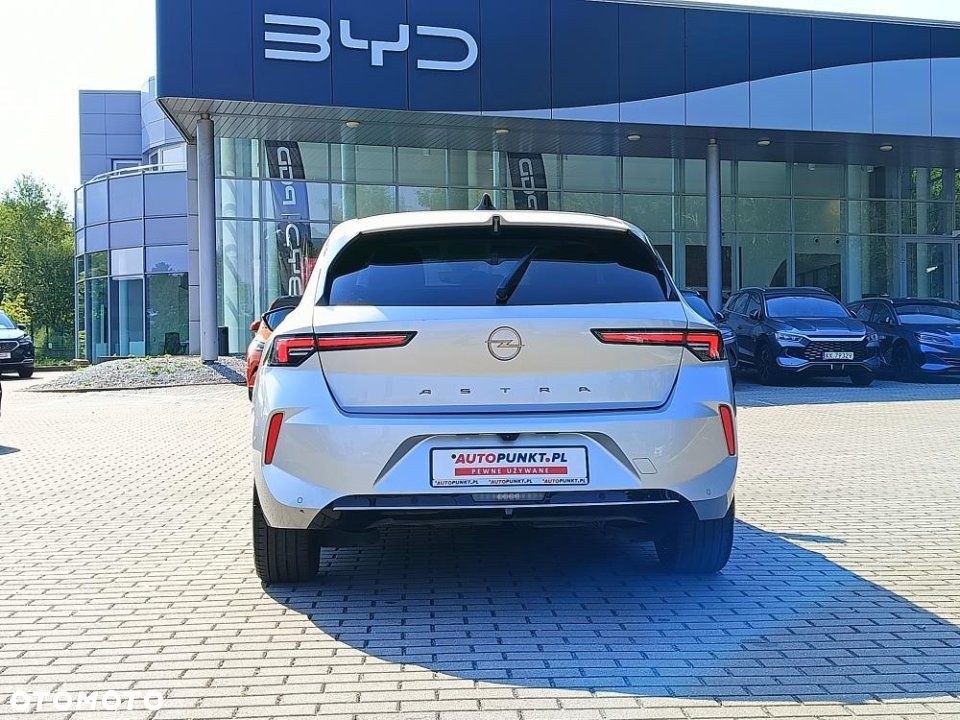 Opel Astra - 4