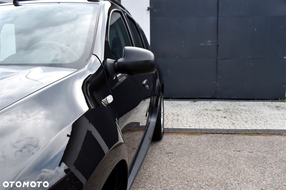 Dacia Duster 1.6 16V 105 4x2 Laureate - 3
