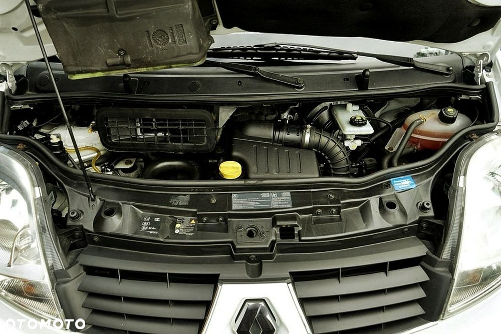 Renault Trafic - 11