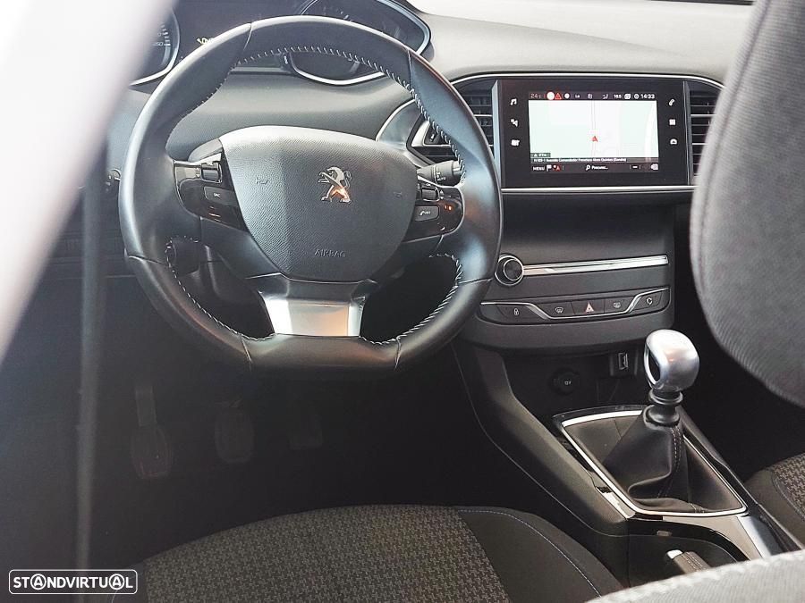 Peugeot 308 SW 1.5 BlueHDi Style - 17