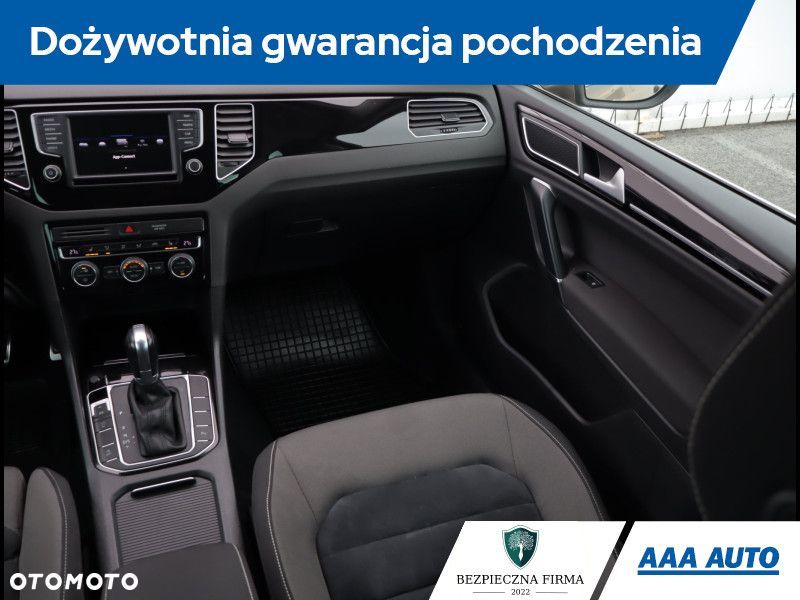 Volkswagen Golf Sportsvan - 10