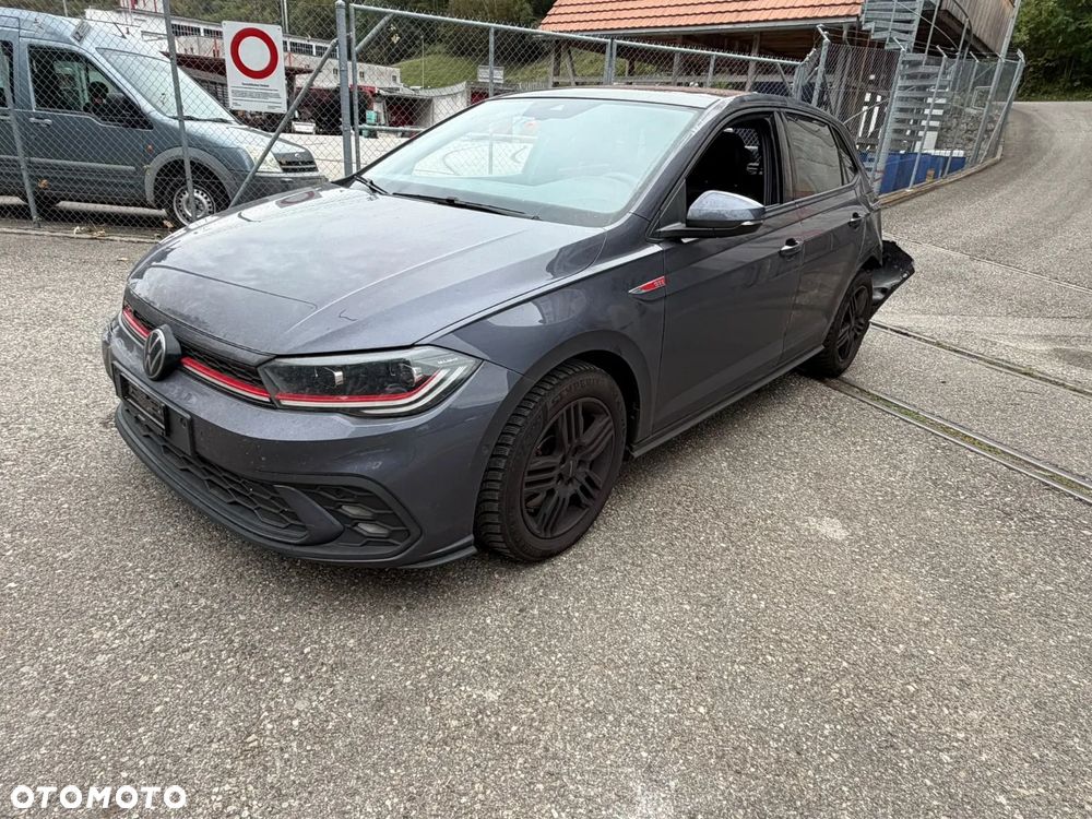 Volkswagen Polo - 4