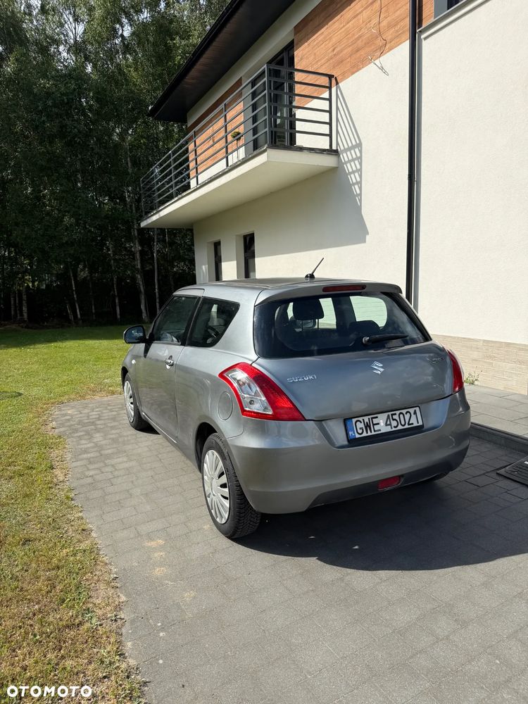 Suzuki Swift 1.2 Club - 5